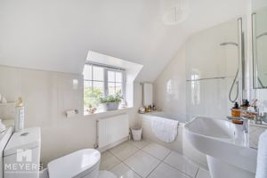 Guest Suite Bathroom- click for photo gallery
